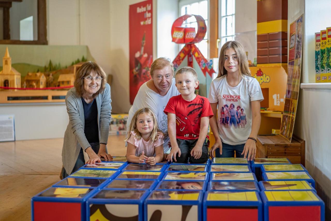 Penzion Statek Bernard Královské Poříčí Kültér fotó